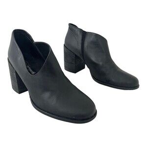 Free People Size 40 Black Leather Terrah Heeled Ankle Booties